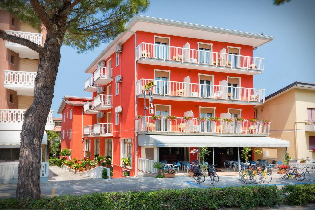 Hotel Etna Caorle Luaran gambar