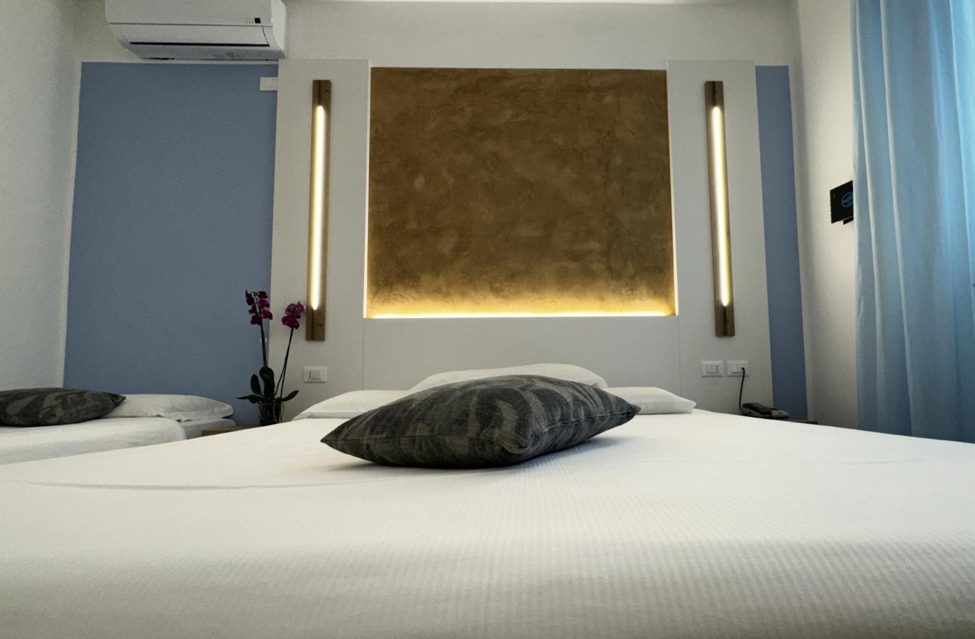 Hotel Etna Caorle Luaran gambar